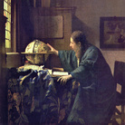 Jan Vermeer, L'astronomo, 1668, Olio su tela, 45 x 51 cm, Musée du Louvre | Una delle tele più desiderate da Hitler, razziata alla famiglia Rothschild, fu rinvenuta dagli americani nel 1945, all’interno della miniera di sale di Altaussee, in Austria, insieme ad altri 6500 pezzi tra quadri, statue, mobili, armi, monete, tra cui la Madonna con Bambino di Michelangelo, rubata a Bruges, l'imponente polittico dell'Agnello mistico dei fratelli Van Eyck