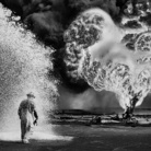 Sebastião Salgado. Kuwait. Un deserto in fiamme