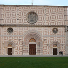 LA CULTURA NON SI FERMA: IN VOLO SULLA BASILICA DI S. MARIA DI COLLEMAGGIO A L’AQUILA