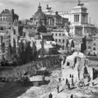 Roma tra le due guerre nelle fotografie dell’Istituto Luce. Omaggio a Italo Insolera