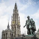 Statua di Rubens presso la Groenplaats di Anversa | © Chris JacobsLa Groenplaats, letteralmente 