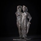 Statuetta votiva con un uomo che abbraccia una donna, 500-­?475 AC, bronzo, h 11,5 cm. Londra, British Museum