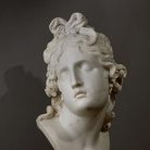 Antonio Canova, Testa del Genio della morte, 1791, Marmo, 36 х 86 x 38 cm | Foto: © Alexander Koksharov, San Pietroburgo, Museo Statale Ermitage, 2019