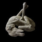 Calco in gesso di un cane. Dalla Casa di Orfeo, Pompei, 79 dC. © Soprintendenza Speciale per i Beni Archeologici di Napoli e Pompei