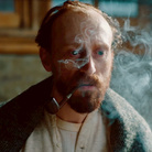 Vincent in smoke, da Van Gogh - I Girasoli | © David Bickerstaff I Courtesy Adler Entertainment