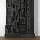 Louise Nevelson, Royal Tide III, 1960, Legno dipinto nero 202 x 153 x 41 cm, Louisiana Museum of Modern Art , Humlebaek, Denmark