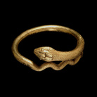 Bracciale in oro a forma di un serpente arrotolato, 1 ° secolo dC, Pompei.