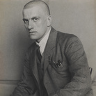 Aleksandr Rodčenko, Il poeta Vladimir Majakovskij, 1924, Stampa d’artista, Collezione del Moscow House of Photography Museum, 
