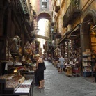 Via di San Gregorio Armeno - Napoli