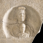 Stele di Aurelio Aplo, Fine III secolo d.C. Calcare,  75 x 18 x 126 cm, Museo Archeologico Nazionale di Aquileia | Foto © Gianluca Baronchelli