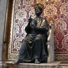 Statua in bronzo di San Pietro