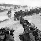 Lo sbarco delle truppe inglesi a White Beach, vicino Hermanville-Sur-Mer. Normandia, Francia, 6 giugno 1944
