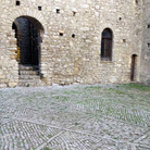 Castello di Caccamo, Cortile interno