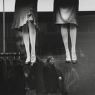 Gambe sospese, Milano 2001, Il flâneur detective | © Giulio Obici