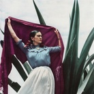 Frida Kahlo icona di stile. A Parigi un viaggio oltre le apparenze