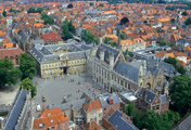 immagine di Piazza Burg e Municipio