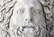 immagine di Sala IV, il medaglione con busto di Giove