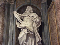 immagine di Statue di Santa Teresa e Santa Cristina