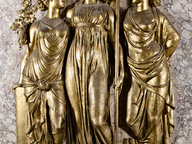 immagine di Rilievi in stucco dorato