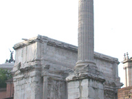 immagine di Piazza del Foro e Colonna di Foca