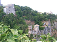 immagine di Torri del Balio e giardino