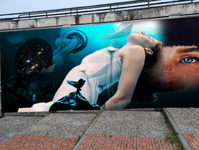 Pixel at an exhibition / Santa Sangre