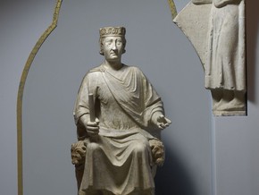 immagine di Statua di Carlo I d’Angiò