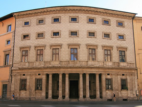immagine di Palazzo Massimo alle Colonne