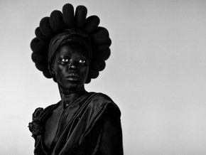 MUHOLI. A VISUAL ACTIVIST