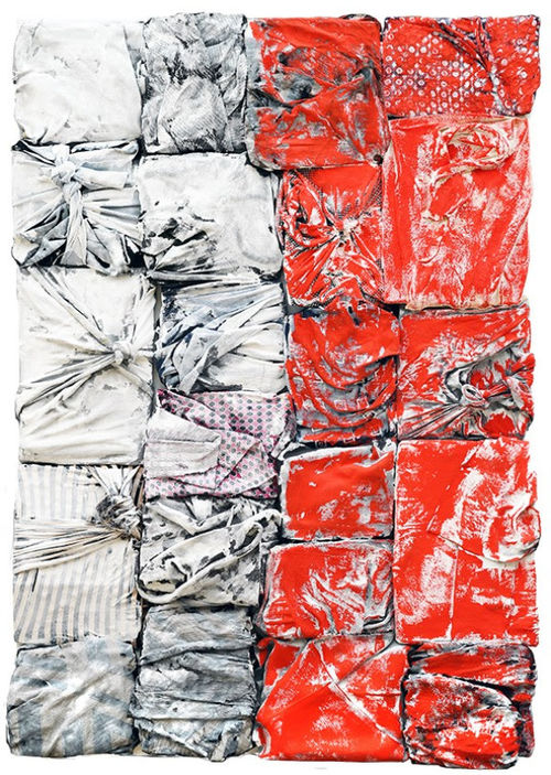 Mario Arlati, Incomplete Flag, 2017, tecnica mista su stoffa, cm.150x100