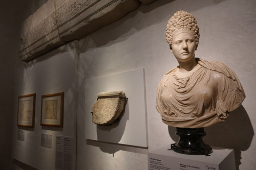 <em>Imperatrici, matrone, liberte. Volti e segreti delle donne romane,&nbsp;</em>Gallerie degli Uffizi, Firenze