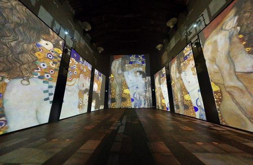 <em>Klimt Experience</em>
