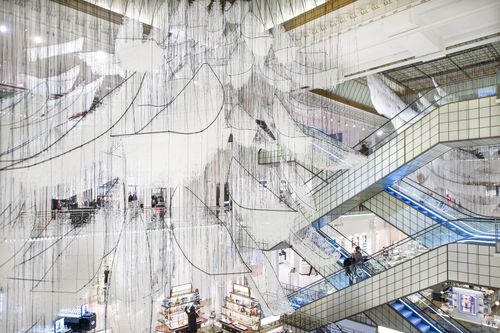 Chiharu Shiota, Where are we going? 2018 Installation: white wool, wire, string. G&ouml;teborgs konstmuseum, Gothenburg Museum of Art, Gothenburg, Sweden<br />