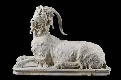<em>Statua di caprone in riposo</em>, Marmo greco, 132 x 60 cm, Collezione Torlonia, Inv. 441 | &copy; FondazioneTorlonia | Foto: Lorenzo De Masi<br />
