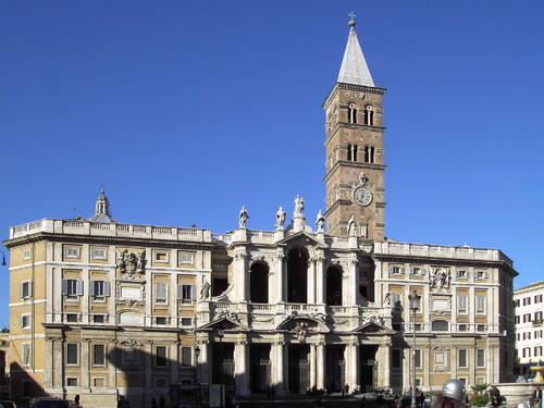 <em>Basilica di Santa Maria Maggiore</em> (facciata frontale), Roma | Courtesy of Wikimedia Commons Photo by Lalupa<br />