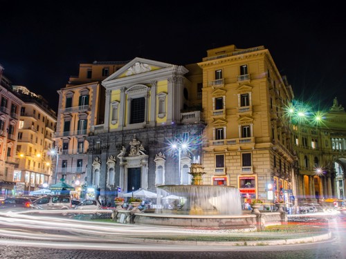 Il Teatro San Carlo di Napoli | Foto: pavel dudek / Shutterstock.com