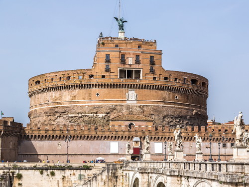 Castel Sant'Angelo in un giorno d'estate, Roma | Foto: S - F