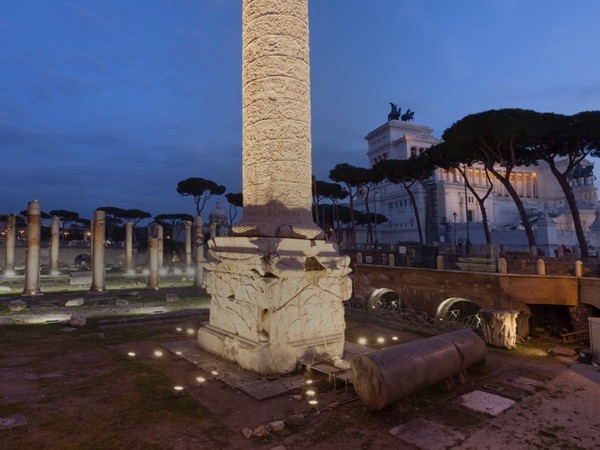 La nuova illuminazione dei Fori Imperiali, Roma.