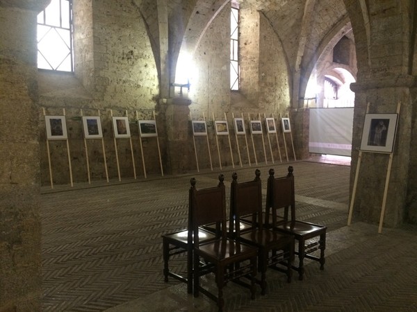 Steve Mc Curry. Il Cammino di Francesco, Archi del Palazzo Papale Diocesi di Rieti