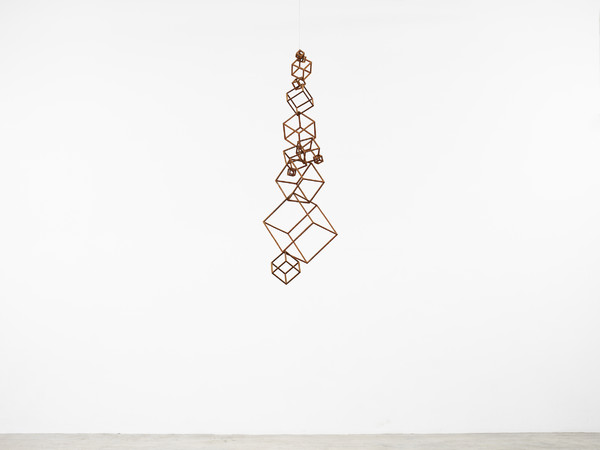 Antony Gormley, Suspend, 2020