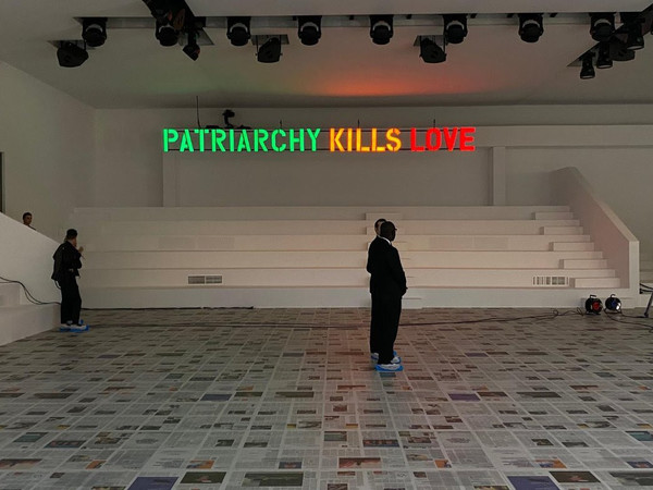 Claire Fontaine, Patriarchy Kills Love, 2020