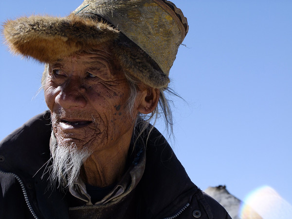 Fausto De Stefani. Genti e montagne dell’Himalaya