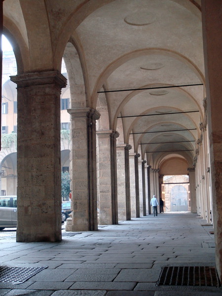 Cortile della Canonica