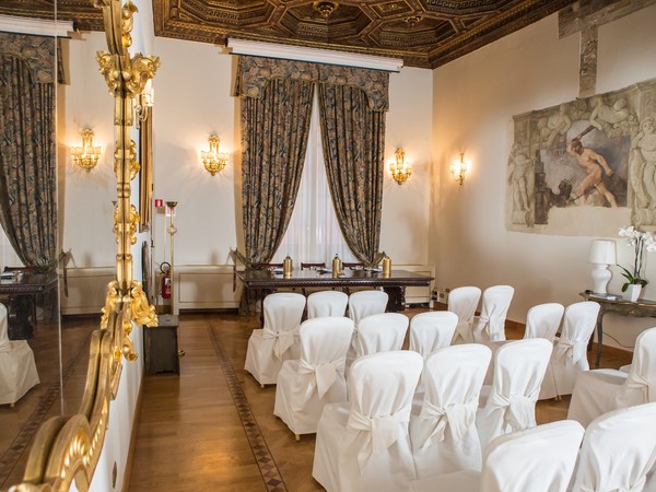 Camerino di Europa, Grand Hotel Majestic “già Baglioni”, Bologna