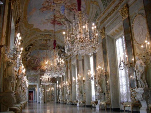 Galleria degli Specchi, Palazzo Reale, Genova