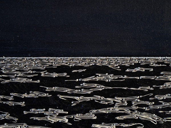 Yoan Capote, Isla (penumbra), 2019, pittura a olio e ami da pesca su pannello di compensato e tela, 130 x 230 cm.