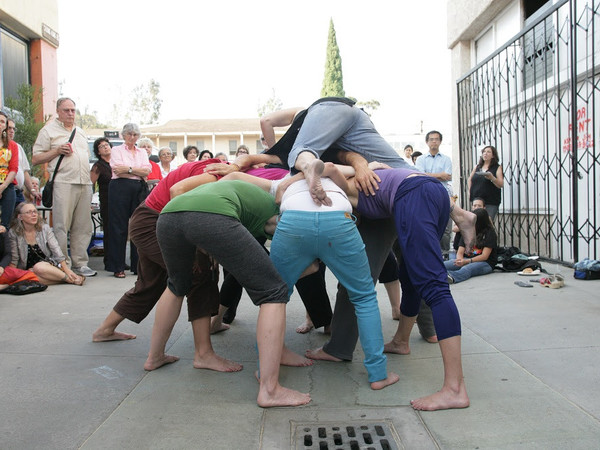 <span>Simone Forti, Huddle, 1961-2009, Performance, Dimensions variable</span><br />