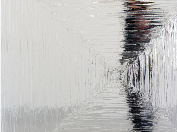 Sali Muller, Crystal Clear, 2017, Mirror, Crystal clear silicone, 150x150 cm (part.)