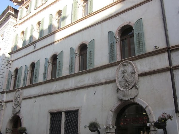 Palazzo Salvadori, Trento