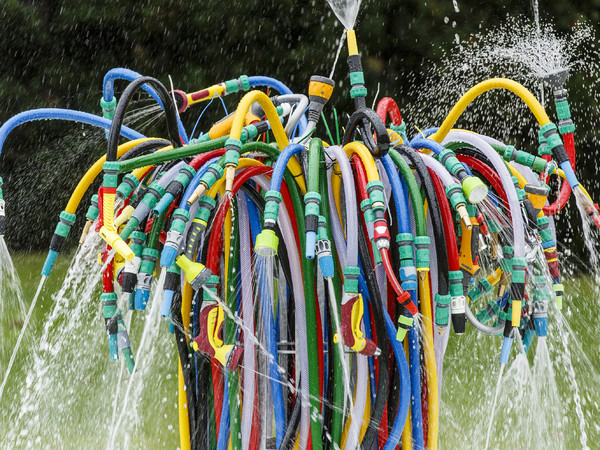 Middelheim, Experience Traps (dal 1° giugno al 30 settembre), Bertrand Lavier, Fountain, 2014 | © Courtesy and copyright of the artist | Photo: Bruno Voidey